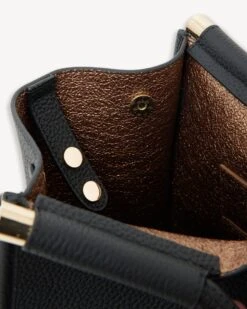 Callie Tote Black + Bronze -Nahrung Welt 0c514bfd b729 4ada bf1b f791ec2add09