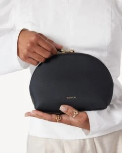 Gabi Cosmetic Pouch -Nahrung Welt 6368d8b9 e0d6 47b4 9d6c b6cb00911e57