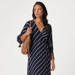 Frankie Shoulder Bag Tan -Nahrung Welt 6d5cc64e e542 4510 9311 decfc22d10a6 c0ad463b 8ec6 46b2 aeef ba66c1d89c62