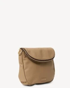 Fifi Crossbody Tea 10 Fifi Crossbody Tea -Nahrung Welt 74f2ba55 95c7 4ce4 820f 4436bd5f81fa fd5275a5 0aa5 46ce b549 cf6635628142