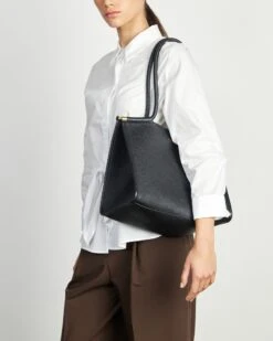 Callie Tote Black + Bronze -Nahrung Welt 7ad98db9 237a 4bbb a287 ac96ab88020f