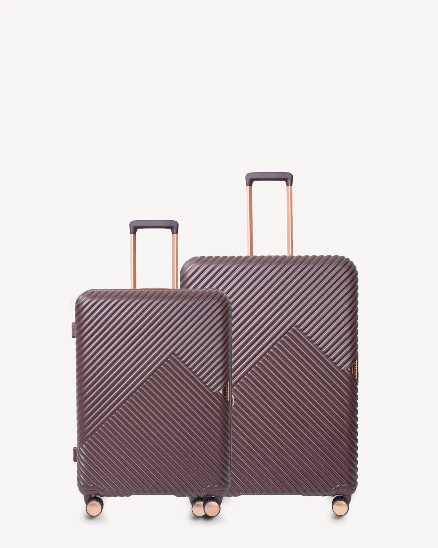 Set Of Medium + Large Suitcase 1 Set Of Medium + Large Suitcase