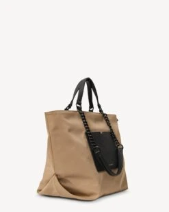 Porto Tote Tea Recycled Nylon -Nahrung Welt a4ad80d9 e6be 48ba ad00 99029c19f58e 138e2934 e2d9 4e6b b792 a1bf66a4dbd4