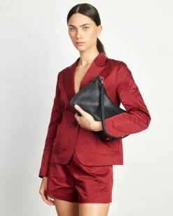 Dane Shoulder Bag Black Luxe Emboss -Nahrung Welt b1eb3076 d601 4a8b b4b1 961ffae2c3f3