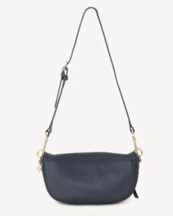 Cleo Crossbody Bag Black -Nahrung Welt b98b3c92 9d1a 41d5 896b 6d5dd21ee360