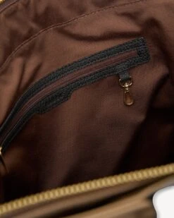 Porto Tote Tea Recycled Nylon -Nahrung Welt c25d409f 5f09 4197 aa39 e63c895afe9a f5a01d37 36a8 416c a420 c8654351c2f1