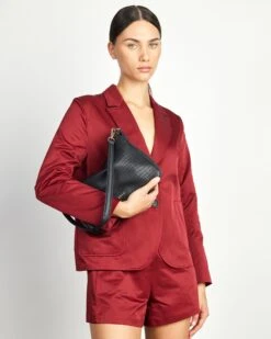 Dane Shoulder Bag Black Luxe Emboss -Nahrung Welt cef36f32 c694 4cb0 a3eb 10ba45bc8494