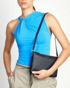 Tilly's Big Sis Crossbody -Nahrung Welt dfe32a73 907b 4eab 99d1 18577a99cdf5