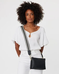 Feature Strap 18 Feature Strap -Nahrung Welt saben aw22 model feature strap black and white herringbone 2