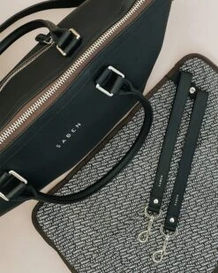 Baby Accessory Kit -Nahrung Welt sabenss23babyaccessorieskitlifestyle2 10a207a6 d5f9 4011 bd4e 03f51ca453b9